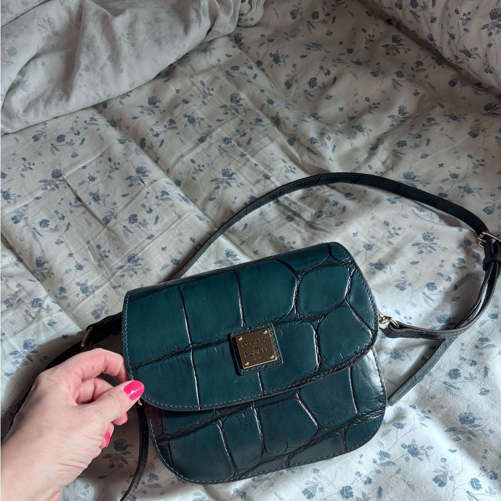 Dooney and Bourke Teal leather crock cross body purse